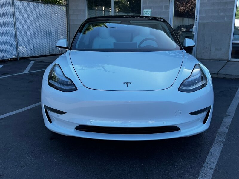 tesla model 3 2019 5YJ3E1EAXKF509989 image tesla model 3 2019 5YJ3E1EAXKF509989 image